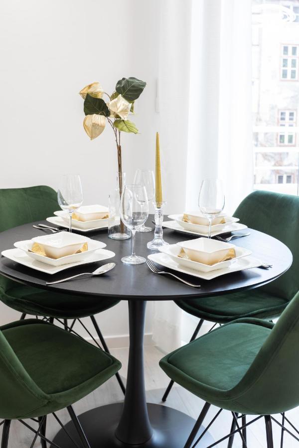 Design City Center Apartments Near Park Zrinjevac Zagreb Bagian luar foto