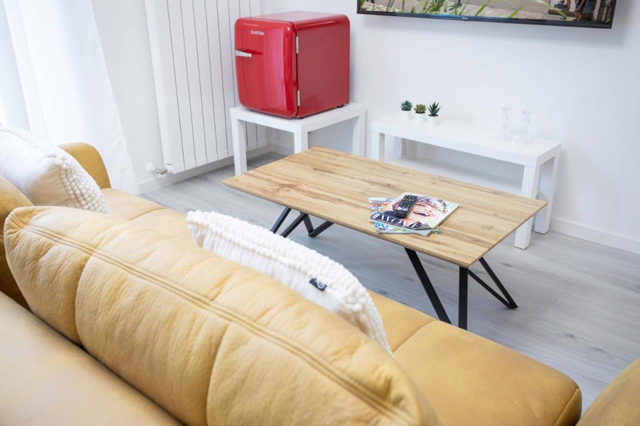Design City Center Apartments Near Park Zrinjevac Zagreb Bagian luar foto