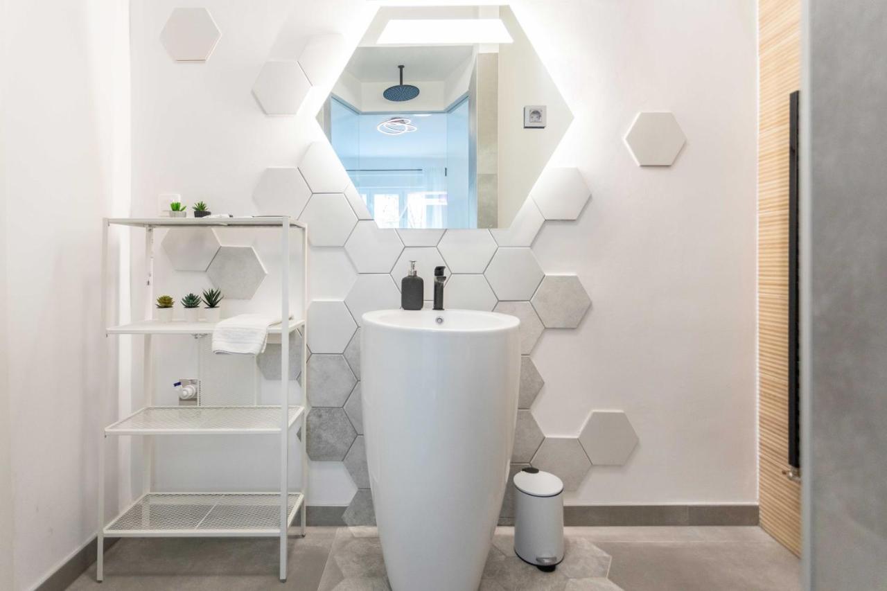 Design City Center Apartments Near Park Zrinjevac Zagreb Bagian luar foto
